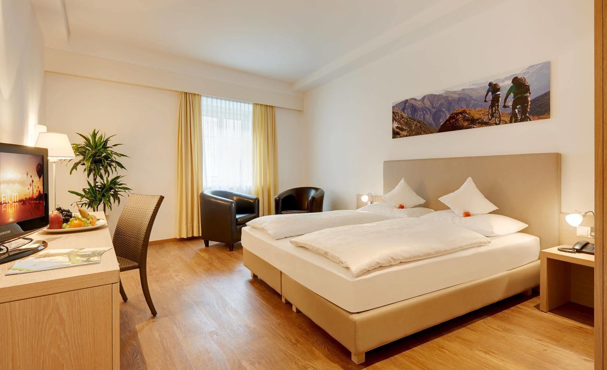 Hotel Krone - Eat, Drink, Stay Bressanone Eksteriør bilde