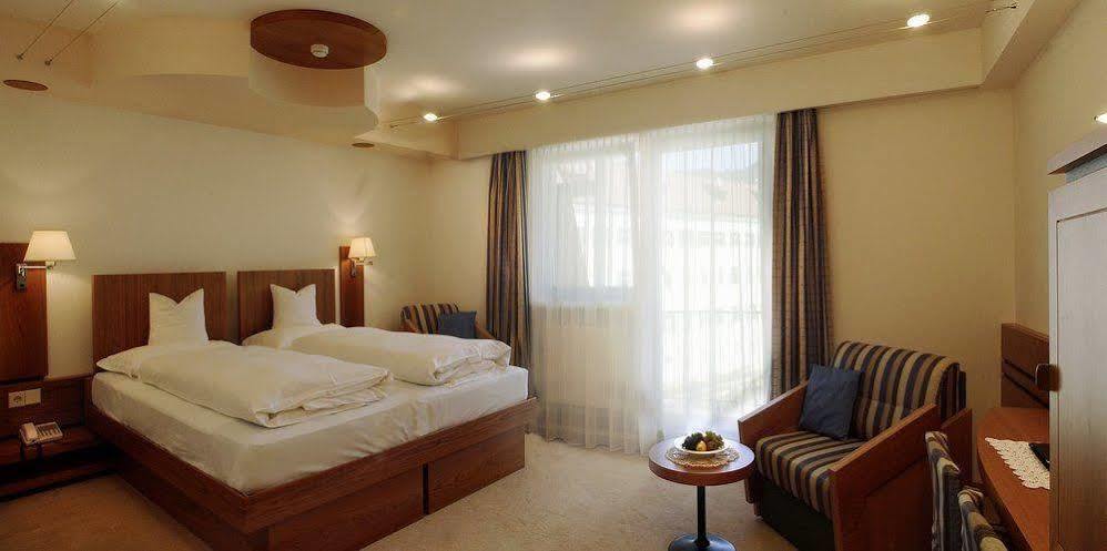Hotel Krone - Eat, Drink, Stay Bressanone Eksteriør bilde