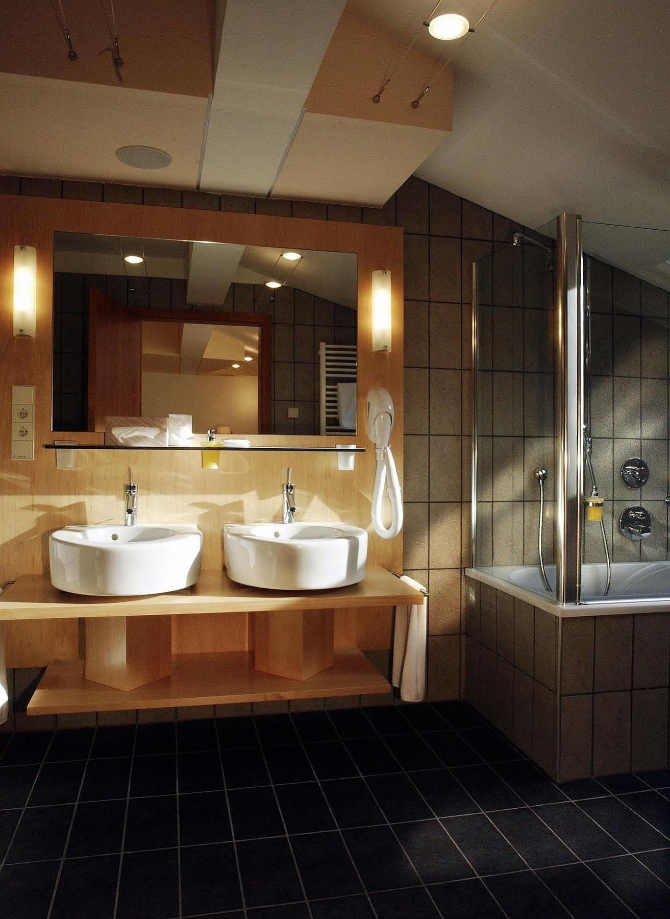 Hotel Krone - Eat, Drink, Stay Bressanone Eksteriør bilde